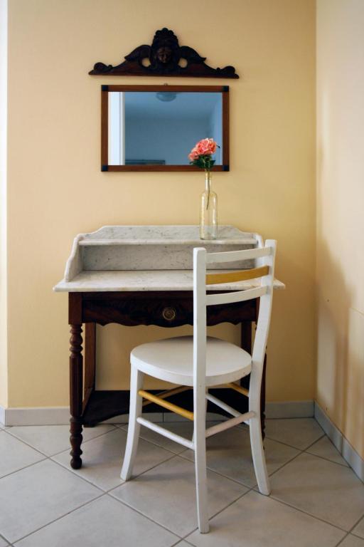 Villa Amelia Rooms Марина ди Пиетрасанта Стая снимка