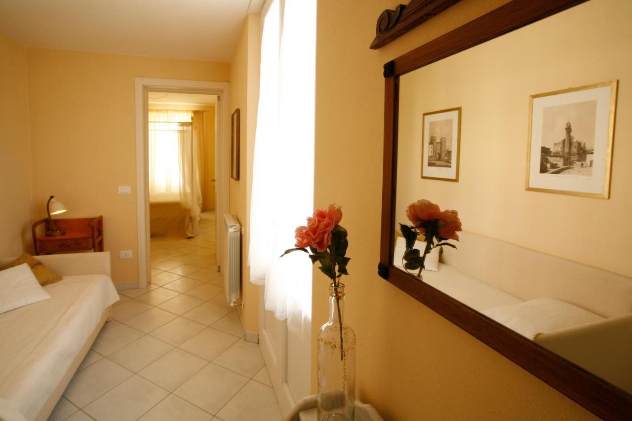 Villa Amelia Rooms Марина ди Пиетрасанта Екстериор снимка