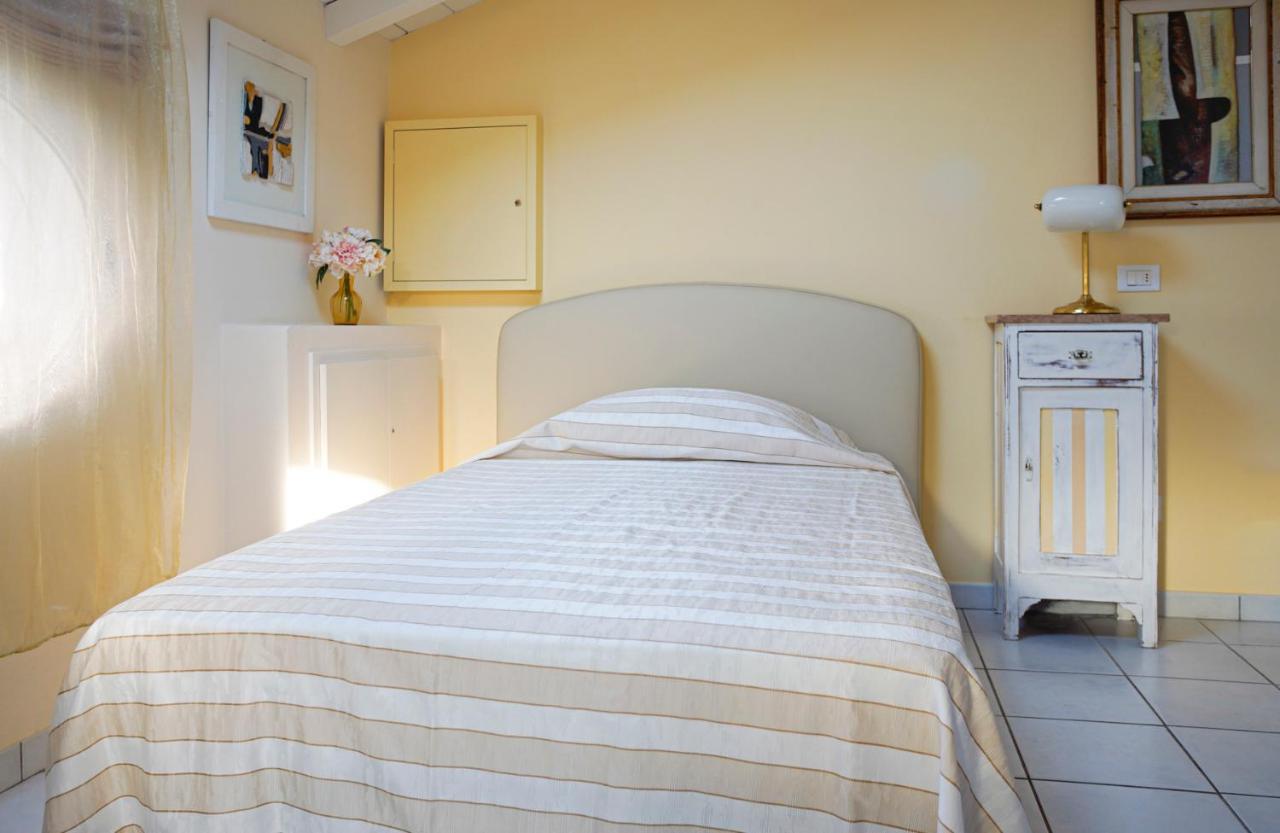 Villa Amelia Rooms Марина ди Пиетрасанта Екстериор снимка