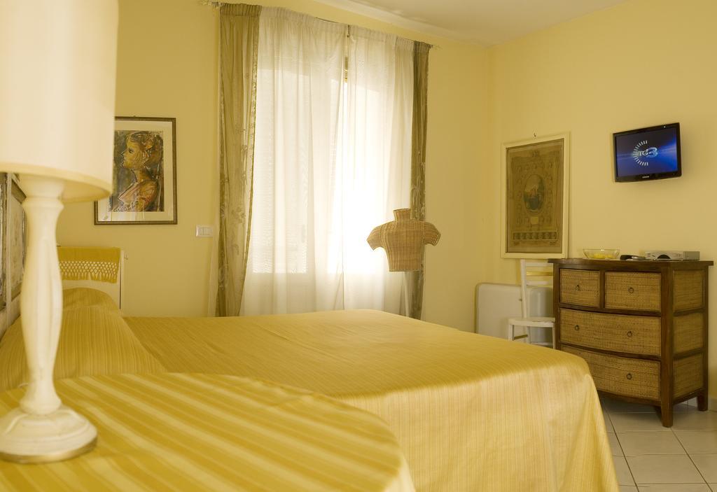 Villa Amelia Rooms Марина ди Пиетрасанта Екстериор снимка