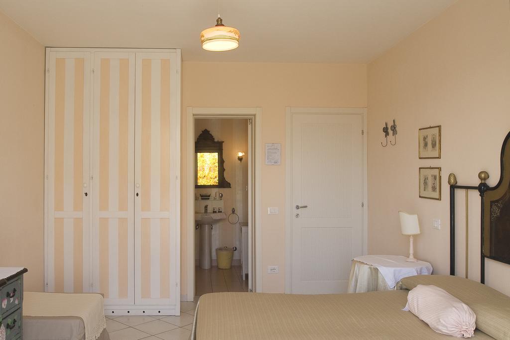 Villa Amelia Rooms Марина ди Пиетрасанта Екстериор снимка